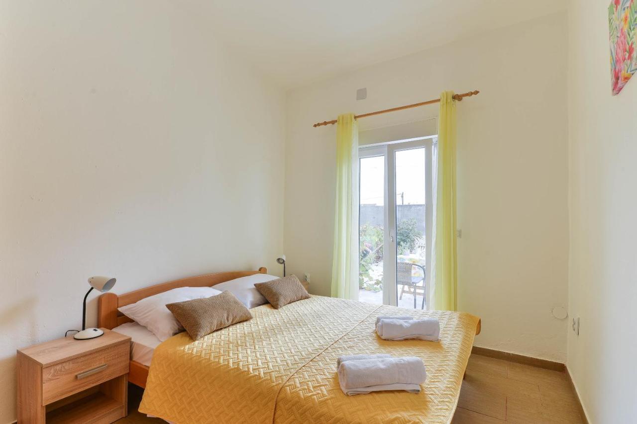 Apartments Lavanda Turanj Exterior photo
